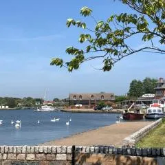 Swan View, Oulton Broad
