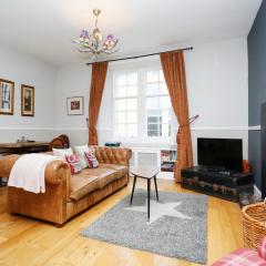 Walkable 1BR Near Castle, Grassmarket, Food