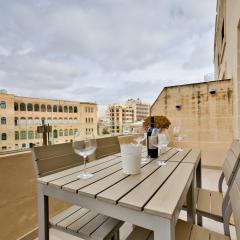 Stunning Sliema 2 Bed Apt Meters Away From Beach