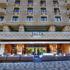 얄타 부티크 호텔(Jalta Boutique Hotel)