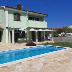 vila lokvanj