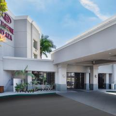 クラウン プラザ コスタ メサ オレンジ カウンティ（Crowne Plaza Costa Mesa Orange County, an IHG Hotel）