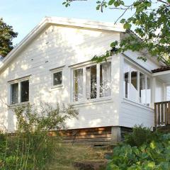 4 person holiday home in UDDEVALLA