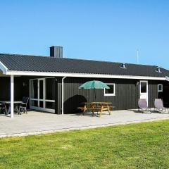 6 person holiday home in Harbo re