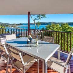 Casuarina 18 Ocean View House Central Location BBQ Golf Buggy