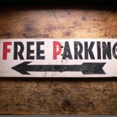 Pop Art Pad heart of Old Town with parking!