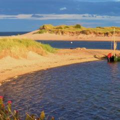 Alnmouth Coastal properties close to Beach with Parking