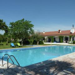 Inviting holiday home in Montemor o Novo with Pool