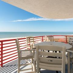Luxury Unit - Top Floor Balcony - Crimson #302