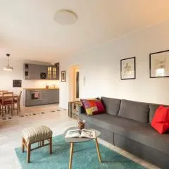 Paha-Paha Modern apartment with sea view, fast Wi-Fi, and free parking!