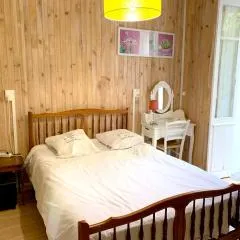 Appartement cosy à Néris-les-Bains, 20 m², balcon avec vue
