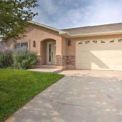 Modern Moab Townhome with Shared Pool and Hot Tub!