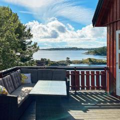 6 person holiday home in EYDEHAVN