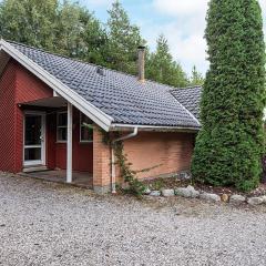 10 person holiday home in Henne