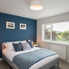 River Retreat Apartment Exeter - River Views & Parking