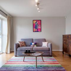 Panoramic Docklands Home