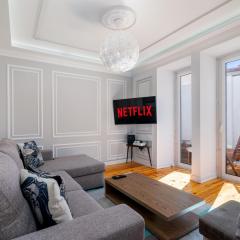 WHome | Great Location & Large Family Apartment w/Patio