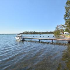 Lake Macquaries' Edgewater Studio at Morisset Memories