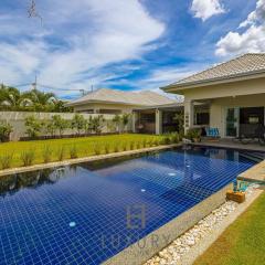 Cosy 3 Bedroom Pool Villa L70