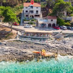 Beachfront Villa Tempera with Seaview