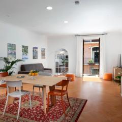 SorrentoVibes - Deluxe Home in Sorrento Old Town with Balconies