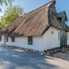 Lovely Home In Sderheistedt With Kitchen