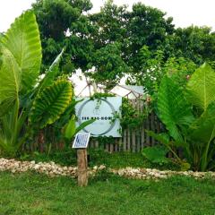 SEE-KEE-HOR Cafe and Hostel