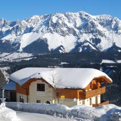 Ski In- Ski Out - Haus Stocker - direkt an der Skipiste by Schladmingurlaub