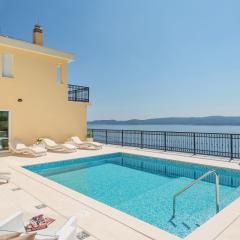 Villa Sun Palace with luxury 5 bedroom villa and amazing panoramic sea views