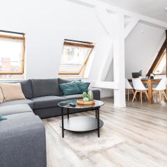 Ko-Living - Händel Suite - Altstadt mit Küche, Smart TV & Dachterrasse