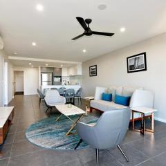 Hedge Apartments by CLLIX