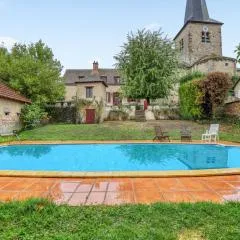 Villa confortable avec piscine privée à Lucenay-lès-Aix