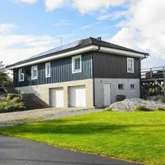 8 person holiday home in Henån-By Traum
