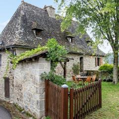 Maison de 3 chambres avec jardin amenage et wifi a Senezergues