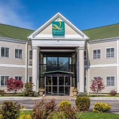 Quality Inn & Suites Middletown - Newport