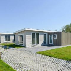 Chalet 4- Holidaypark Hart van Zeeland Heinkenszand