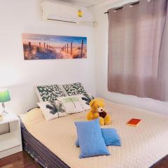 Near old city,Nimman,night Bazaar swimming pool apartment 25