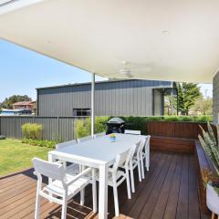 Tillys Retreat I Pet Friendly I 3 Min Walk to Beach