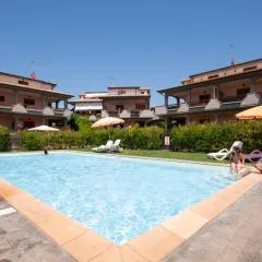 Follonica Apartments - Pool & Relax