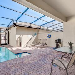 Resort Townhome wPRIVATE Pool & BBQ, near Disney