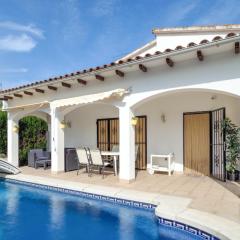 3 bedrooms villa with private pool enclosed garden and wifi at Castello d'Empuries 2 km away from the beach