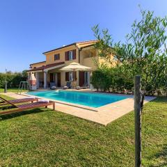 Luxury villa Banjole with private pool 200m from the beach - WiiBuk