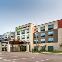 Holiday Inn Express & Suites - Milwaukee West Allis, an IHG Hotel