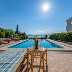 Luxury Apartments Tafra