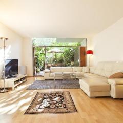 3 bedrooms apartement with furnished terrace and wifi at Barcelona 3 km away from the beach