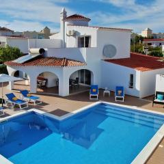 Villa Francella- Relaxing holidays in an ideal location by DreamvillasAlbufeira