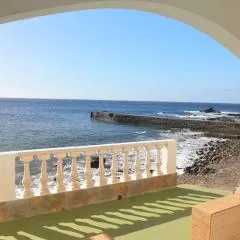 Sunset in the Atlantic Apartamentos Playa de Alojera