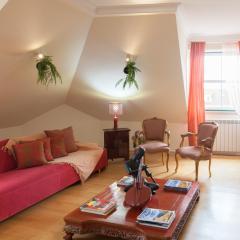 FLH Chic Chiado Exotic Spacious Residence