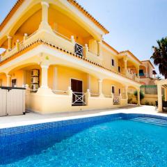 Villa Alice - Free Wifi & Air co & Swimming pool - by bedzy