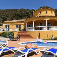 Casa Albera - with pool and fantastic views
